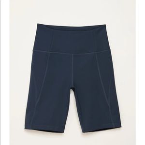 Girlfriend Collective Biker Shorts in Moonlight